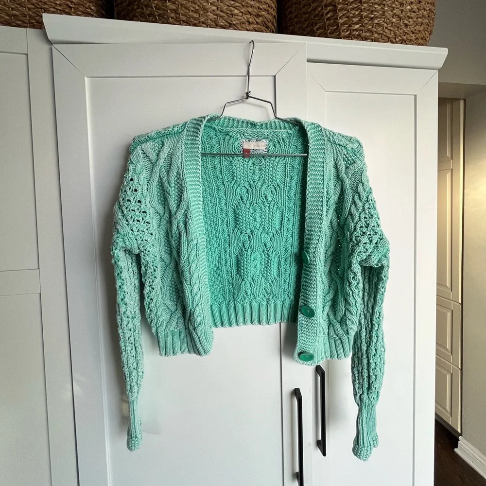Beautiful feminine Pilcro and the Letterpress Anthro sweater size small - Picture 1 of 3